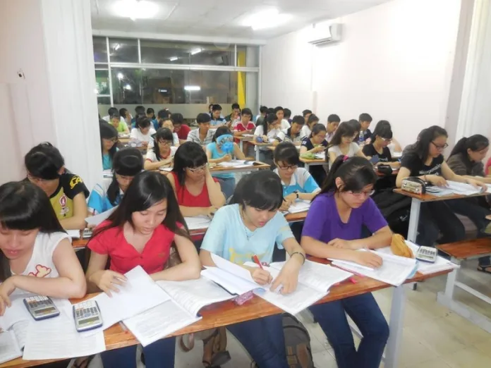 Luyện thi đại học Nỗi trăn trở của nhiều học sinh cuối cấp